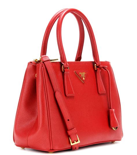 Women's Prada Shoulder Bags 